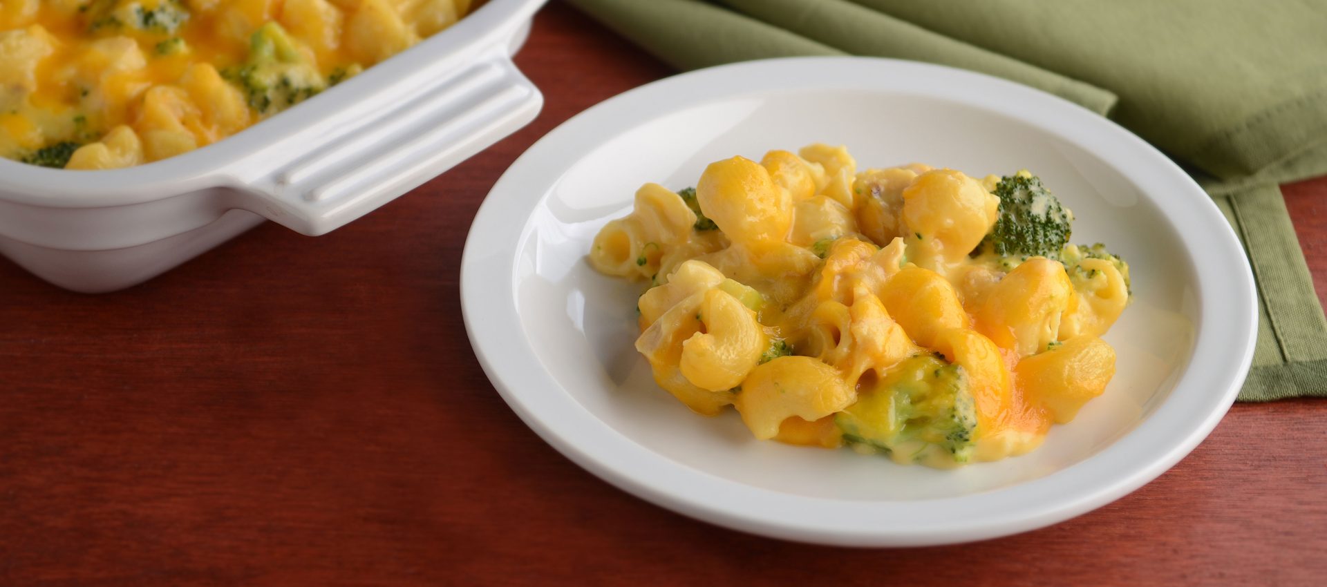 Cheesy-Chicken-Broccoli-Pasta-casserole-2-HR-1920x850 Cheesy Chicken and Broccoli Casserole