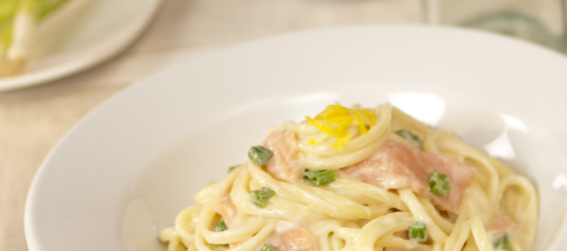 creamy-linguine-with-smoked-salmon-1920x850 Creamy Linguine with Smoked Salmon